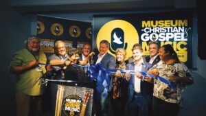 Executive Director of the Museum, Steve Gilreath, Howard Sentry, GMA President, Jackie Patillo, Zach Wamp, Gov. Bill Lee, Rhonda Lowry, (back) Carl Persons, Councilman Jacob Kupin, Commissioner Mark Ezell, Councilwoman Joy Styles.Photo Credit: Andy Evinger/ Courtesy of the Museum of Christian & Gospel Music